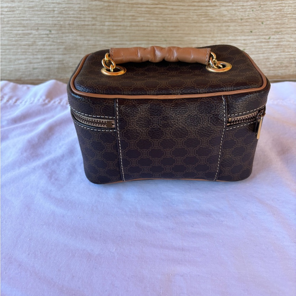 Céline
1990s mini Macadam logo patch handbag - Picture 12 of 13